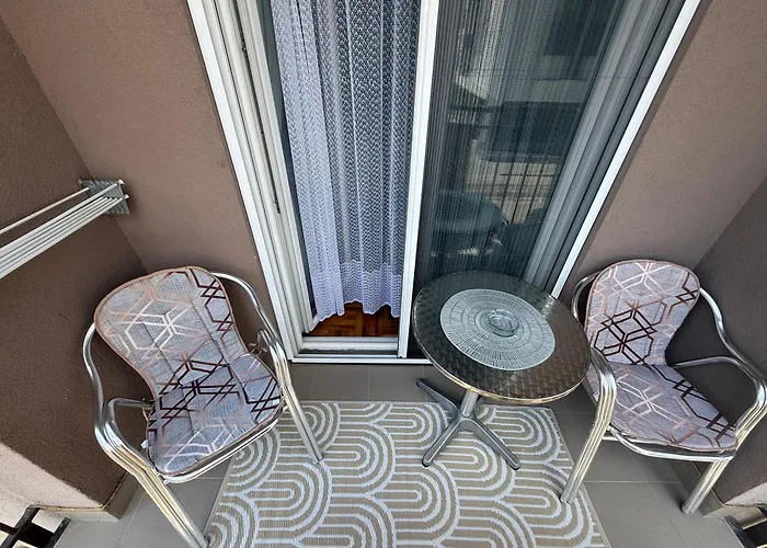 Delux ソコバニャ